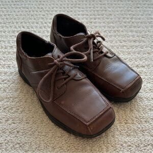 Kenneth Cole Reaction Brown Dress Shoes Boys Size 11.5